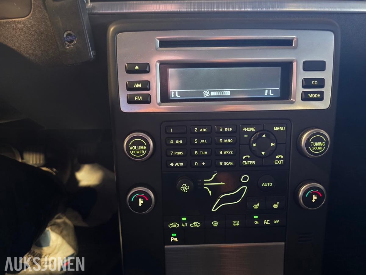 2010 Volvo V70 – manuell – hengerfeste – skinnseter