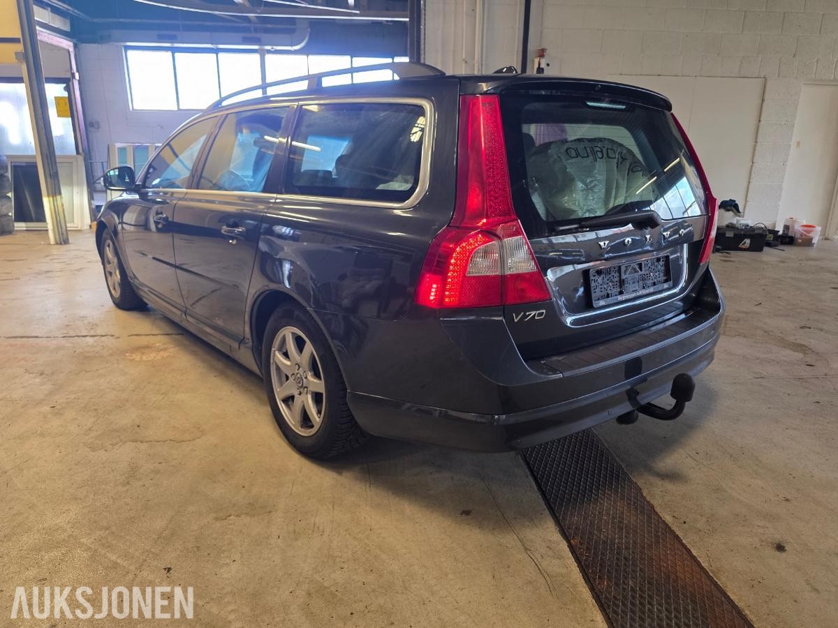 2010 Volvo V70 – manuell – hengerfeste – skinnseter