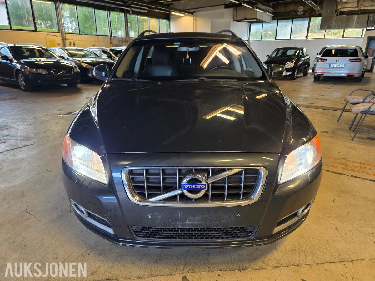 2010 Volvo V70 – manuell – hengerfeste – skinnseter
