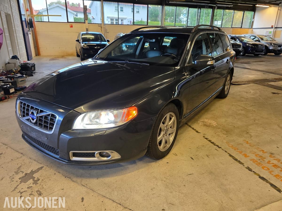 2010 Volvo V70 – manuell – hengerfeste – skinnseter