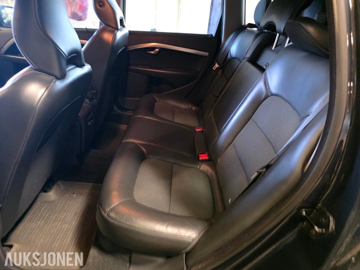 2010 Volvo V70 – manuell – hengerfeste – skinnseter