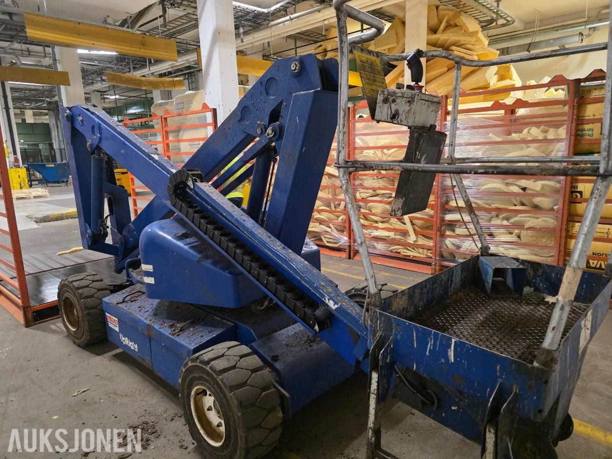 1998 UpRight AB38 bomlift – 11,5 m plattformhøyde – rep.objekt