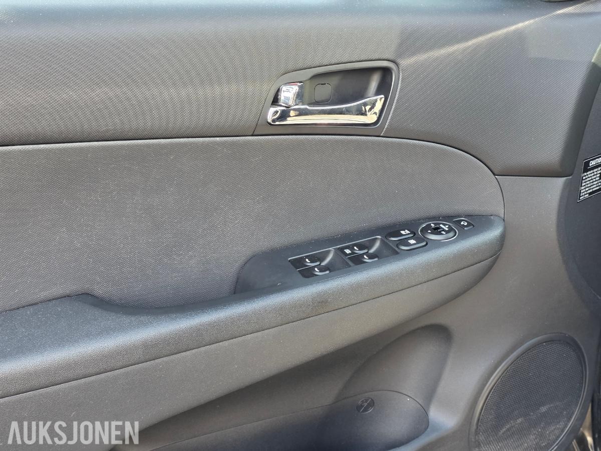 2011 HYUNDAI I30 1.6 CRDI HENGERFESTE VINTERHJUL EU TIL 31.03.2028