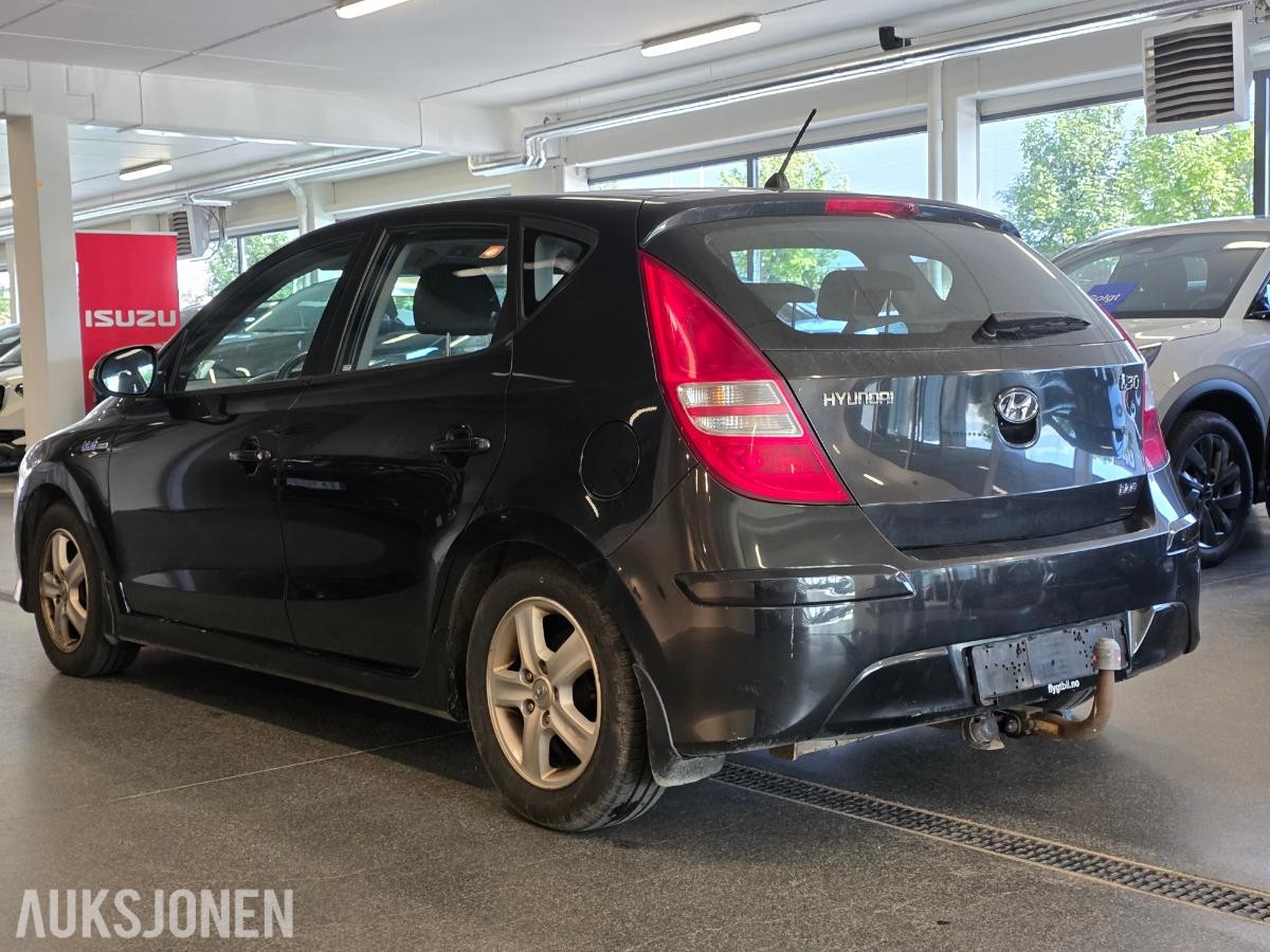 2011 HYUNDAI I30 1.6 CRDI HENGERFESTE VINTERHJUL EU TIL 31.03.2028