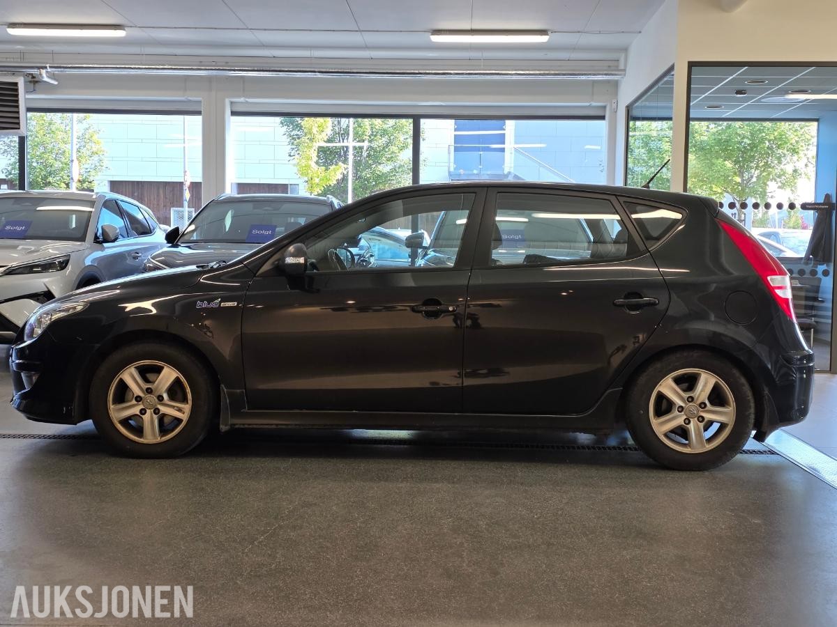 2011 HYUNDAI I30 1.6 CRDI HENGERFESTE VINTERHJUL EU TIL 31.03.2028