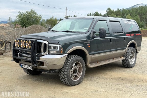 2002 Ford Excursion 7.3 D 253 HK AWD 8-SETER AUT SKINN WEBASTO 