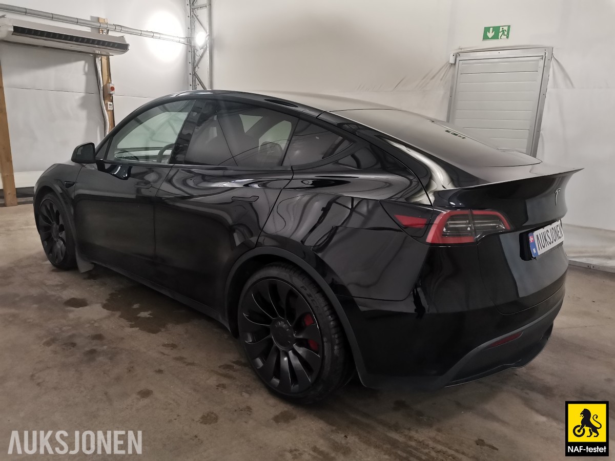 2022 TESLA MODEL Y PERFORMANCE AWD 534 HK ACC AUTOPILOT PANO KAMERA PREMIUM LYD VARMEPUMPE