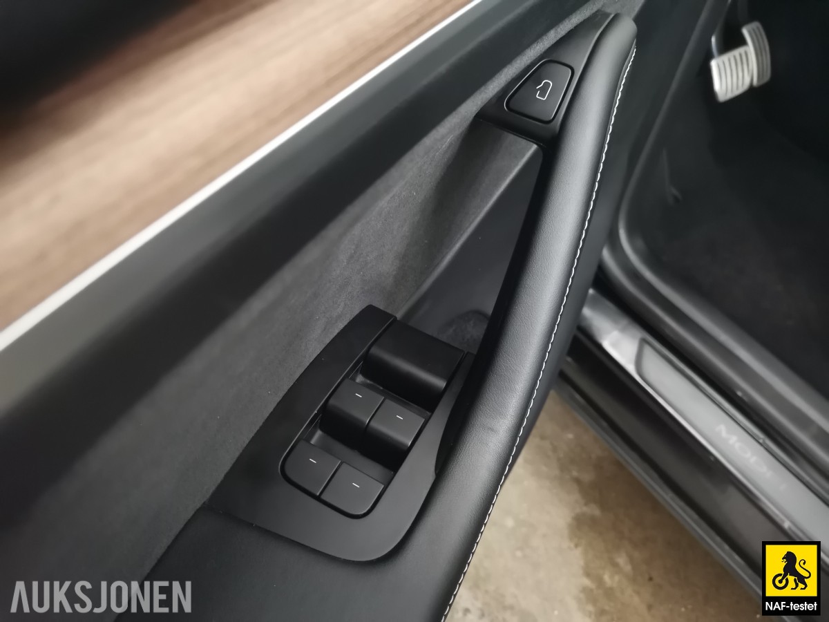 2022 TESLA MODEL Y PERFORMANCE AWD 534 HK ACC AUTOPILOT PANO KAMERA PREMIUM LYD VARMEPUMPE