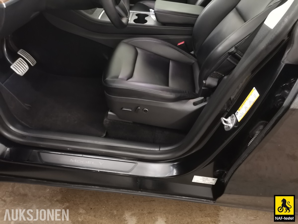 2022 TESLA MODEL Y PERFORMANCE AWD 534 HK ACC AUTOPILOT PANO KAMERA PREMIUM LYD VARMEPUMPE