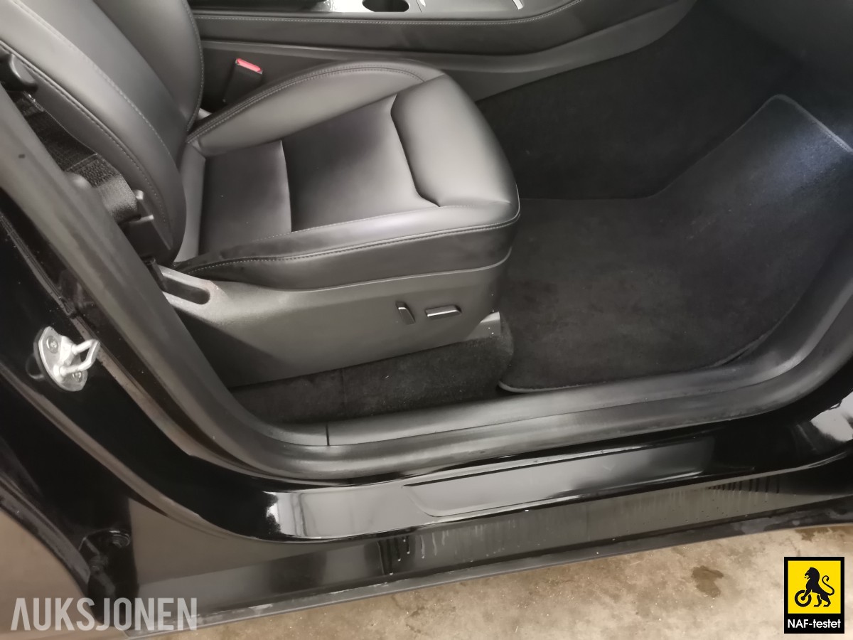 2022 TESLA MODEL Y PERFORMANCE AWD 534 HK ACC AUTOPILOT PANO KAMERA PREMIUM LYD VARMEPUMPE