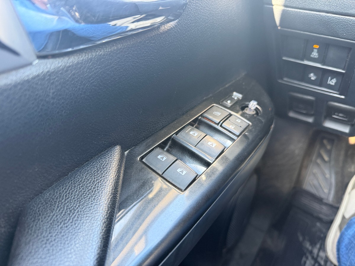 2017 Toyota HiLux 2,4 150 HK 4WD AUT 4-DØRS HENGERFESTE HARDTOP SKINN CRUISE KAMERA 