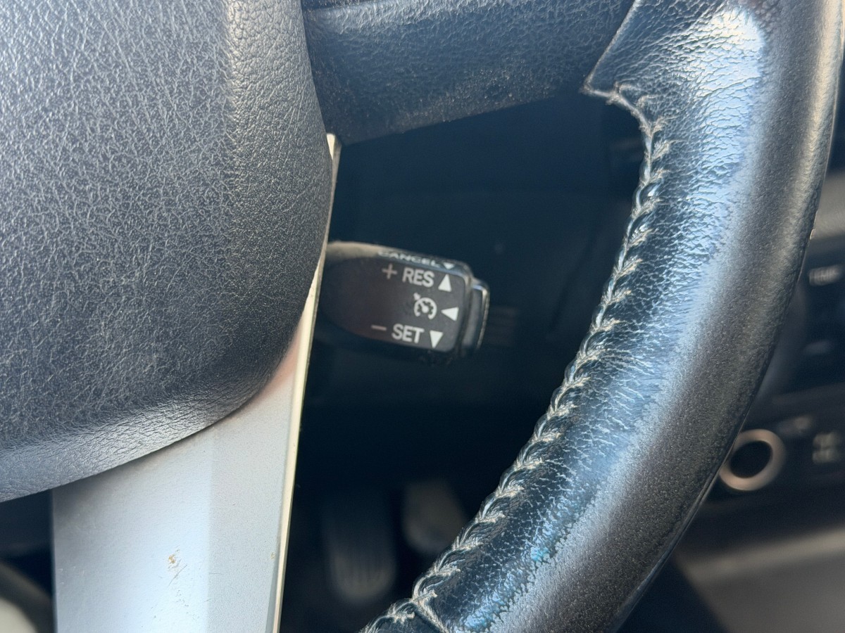 2017 Toyota HiLux 2,4 150 HK 4WD AUT 4-DØRS HENGERFESTE HARDTOP SKINN CRUISE KAMERA 