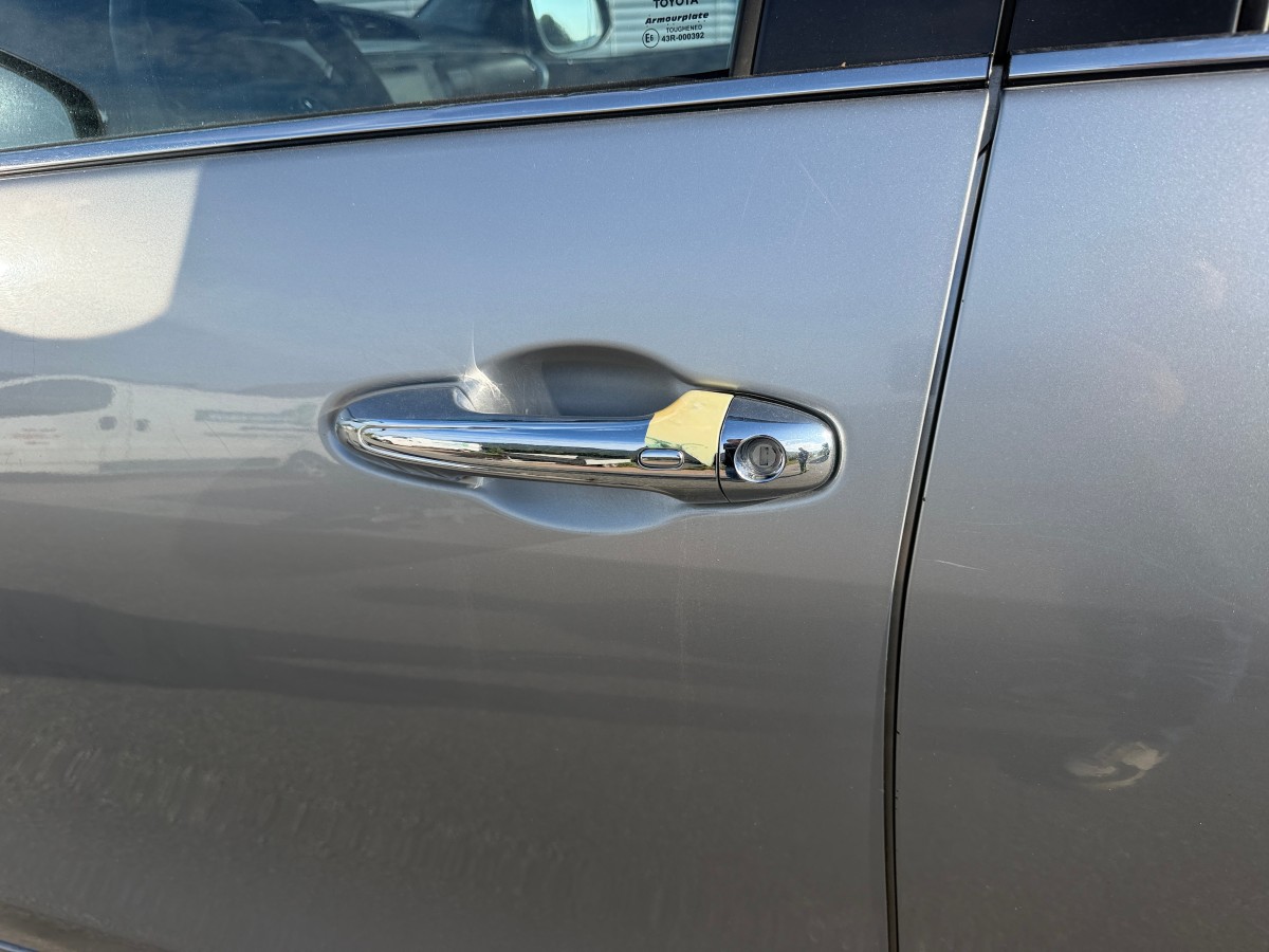 2017 Toyota HiLux 2,4 150 HK 4WD AUT 4-DØRS HENGERFESTE HARDTOP SKINN CRUISE KAMERA 