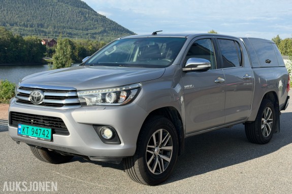 2017 Toyota HiLux 2,4 150 HK 4WD AUT 4-DØRS HENGERFESTE HARDTOP SKINN CRUISE KAMERA