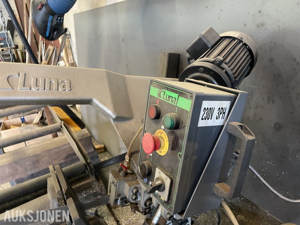 Verkstedpakke med Luna båndsag, Ridgid rørbøyer, båndsliper og arbeidsbord