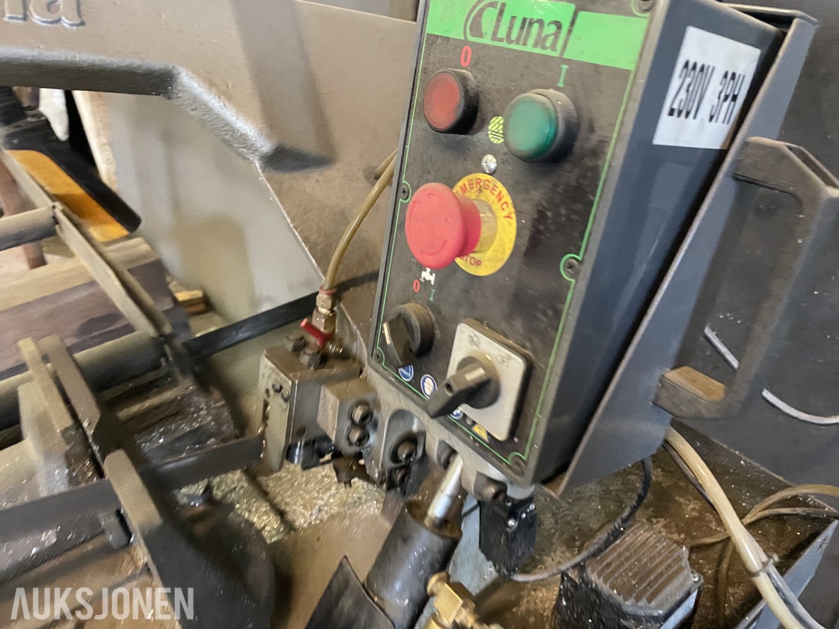 Verkstedpakke med Luna båndsag, Ridgid rørbøyer, båndsliper og arbeidsbord