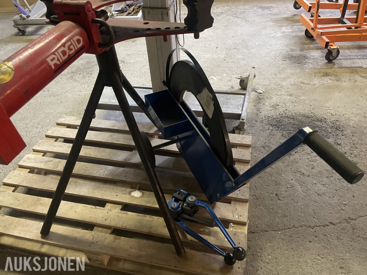 Verkstedpakke med Luna båndsag, Ridgid rørbøyer, båndsliper og arbeidsbord