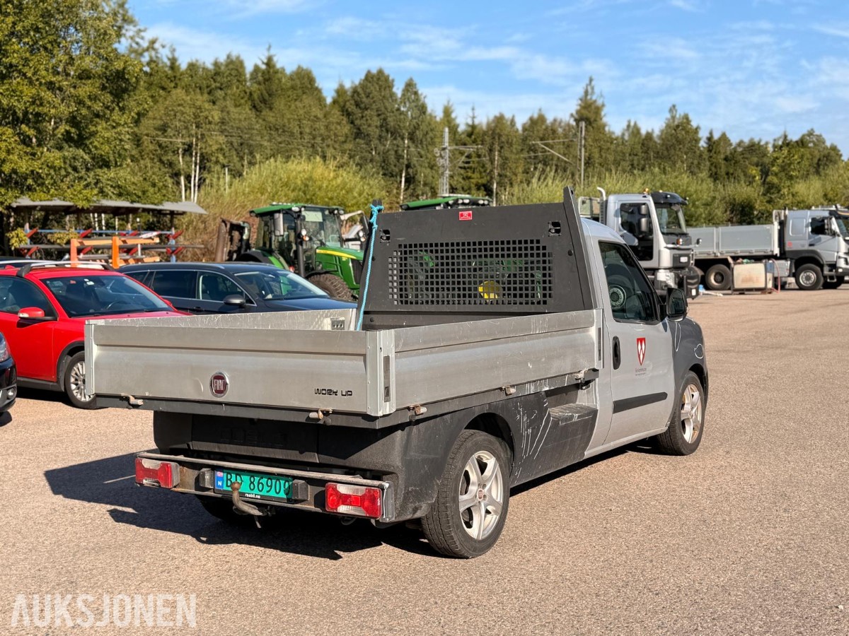 2014 Fiat Doblò 1.2-90 D – 73 517 km – Reparasjonsobjekt / delebil