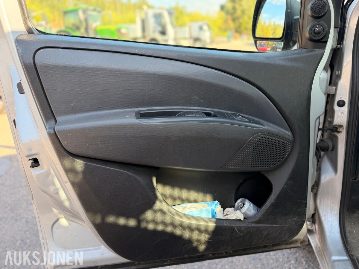 2014 Fiat Doblò 1.2-90 D – 73 517 km – Reparasjonsobjekt / delebil