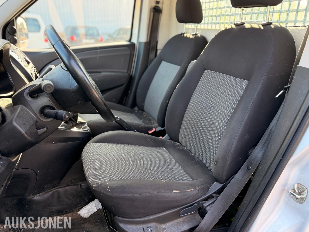 2014 Fiat Doblò 1.2-90 D – 73 517 km – Reparasjonsobjekt / delebil