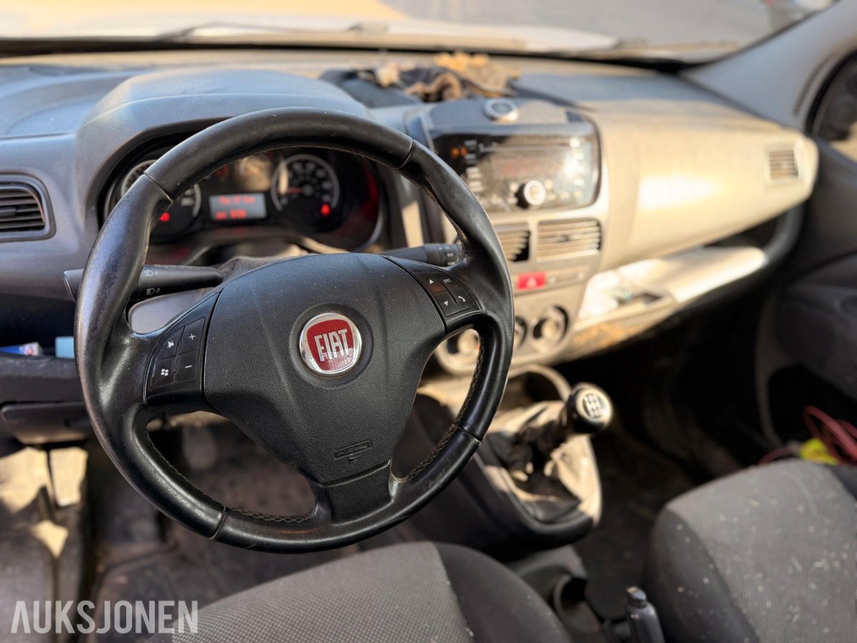 2014 Fiat Doblò 1.2-90 D – 73 517 km – Reparasjonsobjekt / delebil