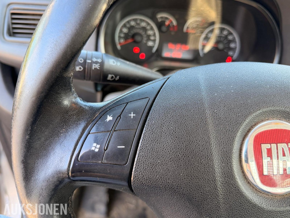2014 Fiat Doblò 1.2-90 D – 73 517 km – Reparasjonsobjekt / delebil