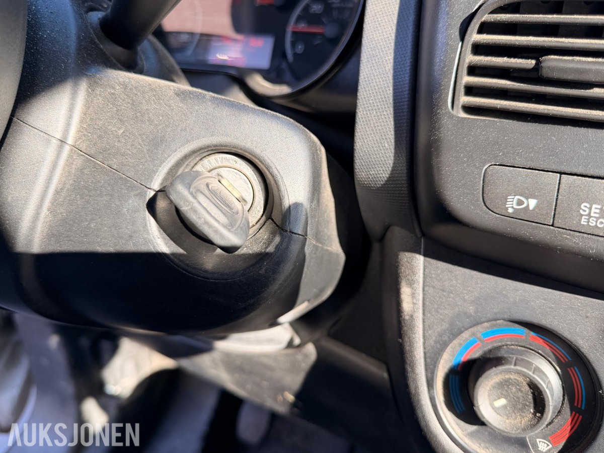 2014 Fiat Doblò 1.2-90 D – 73 517 km – Reparasjonsobjekt / delebil