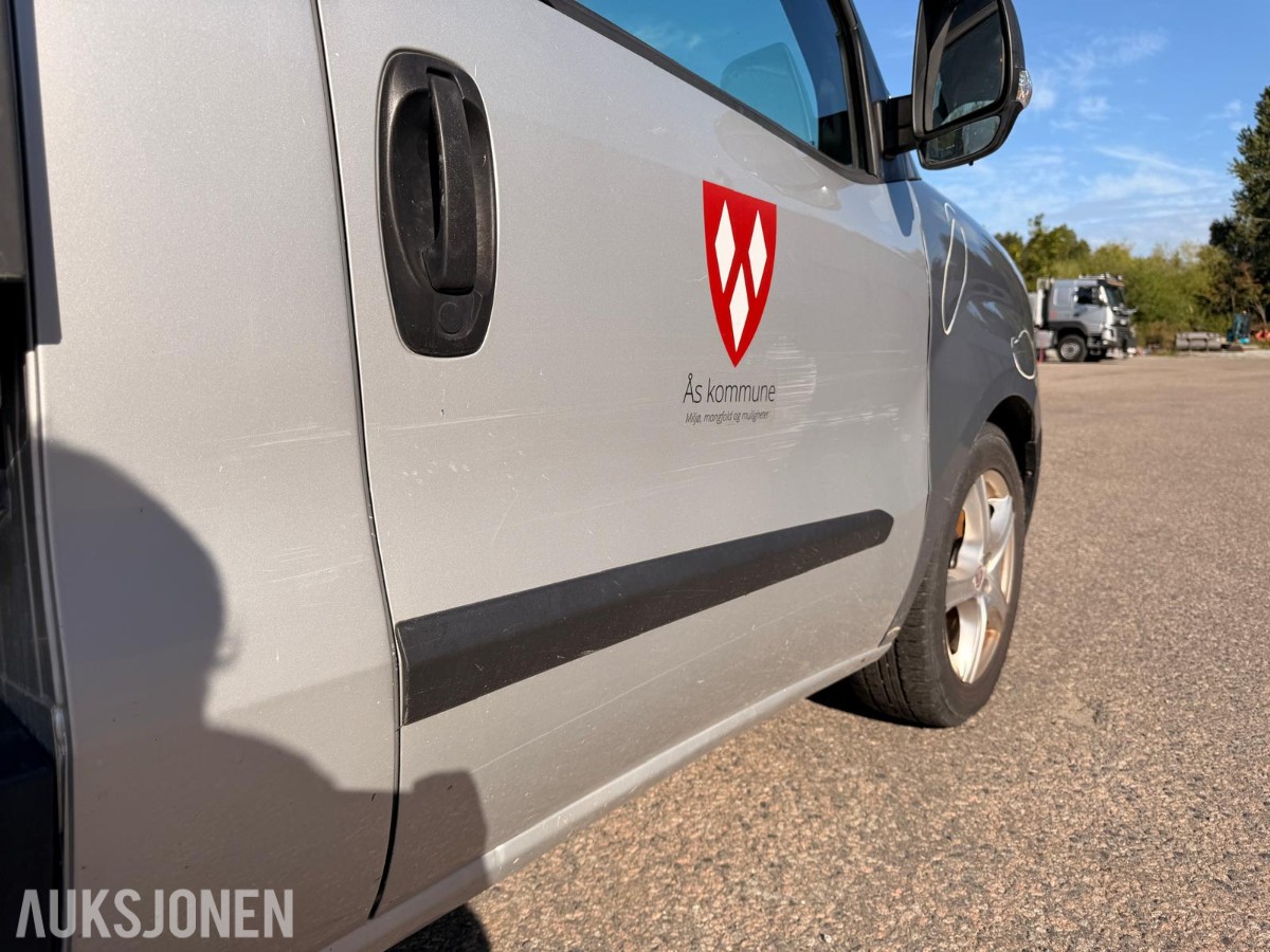 2014 Fiat Doblò 1.2-90 D – 73 517 km – Reparasjonsobjekt / delebil