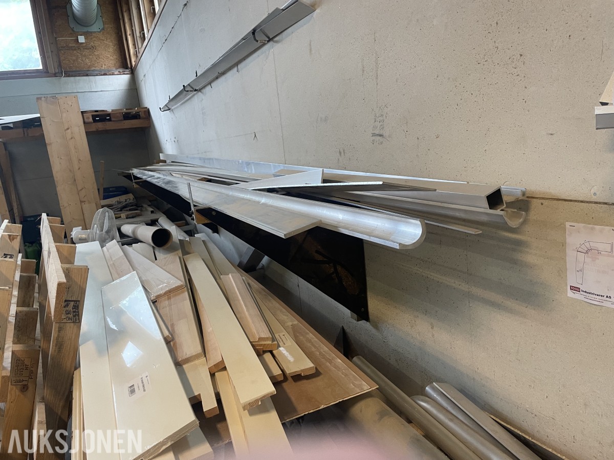 Diverse stål / aluminium Diverse dimensjoner