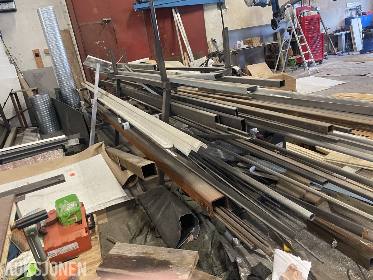 Diverse stål / aluminium Diverse dimensjoner