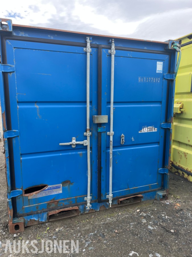 2013 8 fot Container med reoler