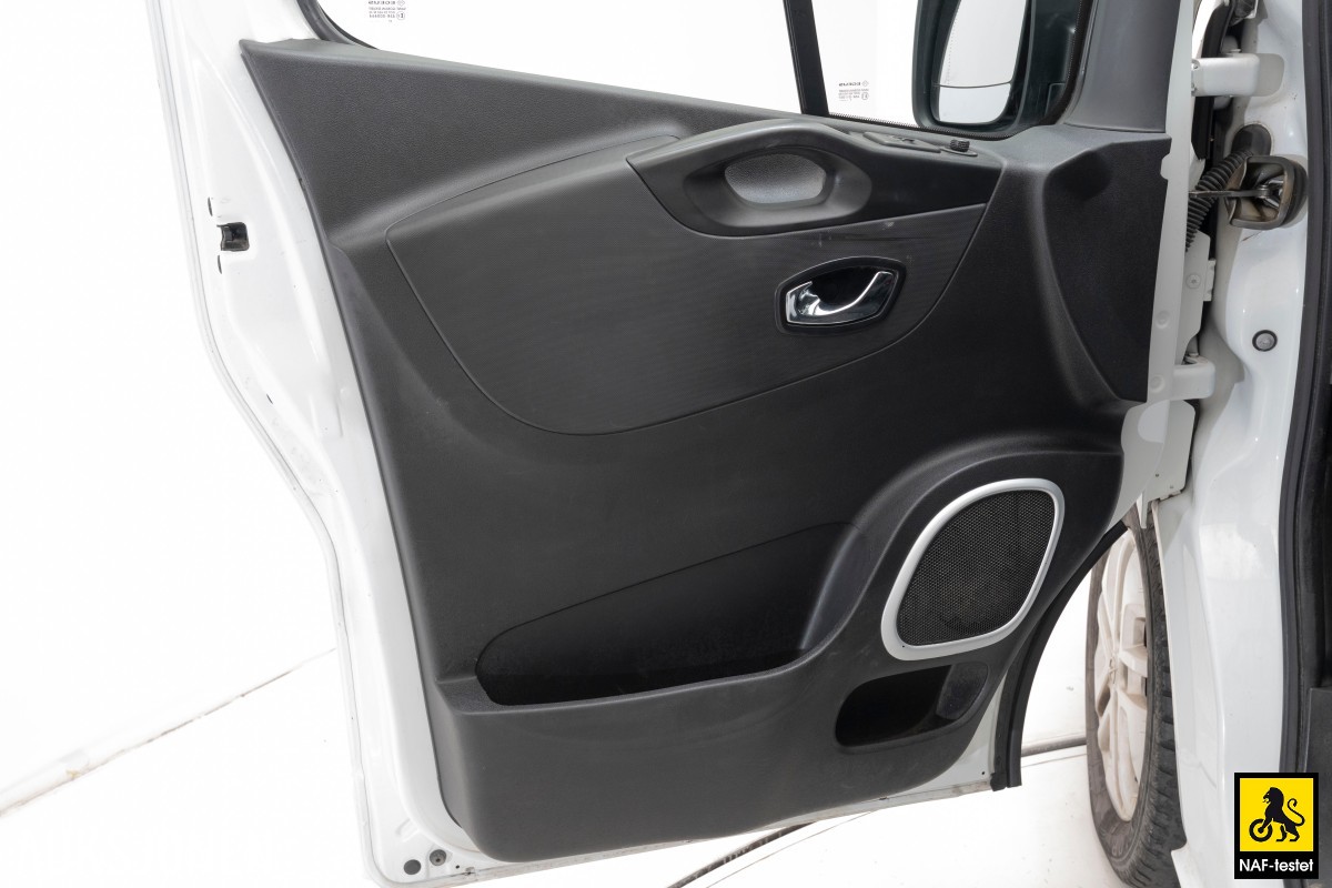 2018 Opel VIVARO 1.6 D 125HK HENGERFESTE NAVI CRUISE SKYVEDØRER