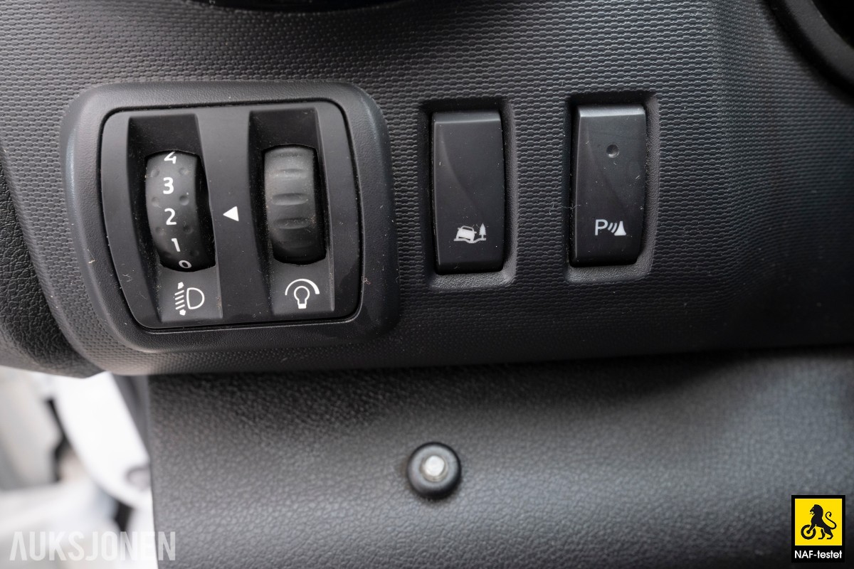 2018 Opel VIVARO 1.6 D 125HK HENGERFESTE NAVI CRUISE SKYVEDØRER