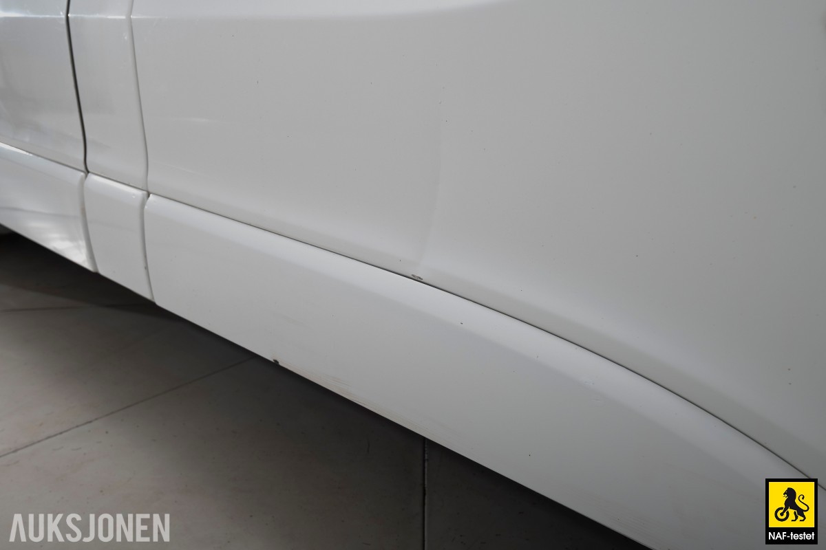 2018 Opel VIVARO 1.6 D 125HK HENGERFESTE NAVI CRUISE SKYVEDØRER
