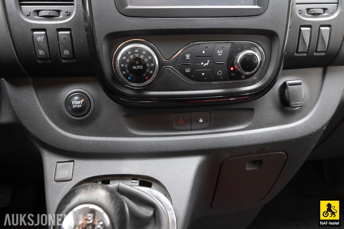 2018 Opel VIVARO 1.6 D 125HK HENGERFESTE NAVI CRUISE SKYVEDØRER