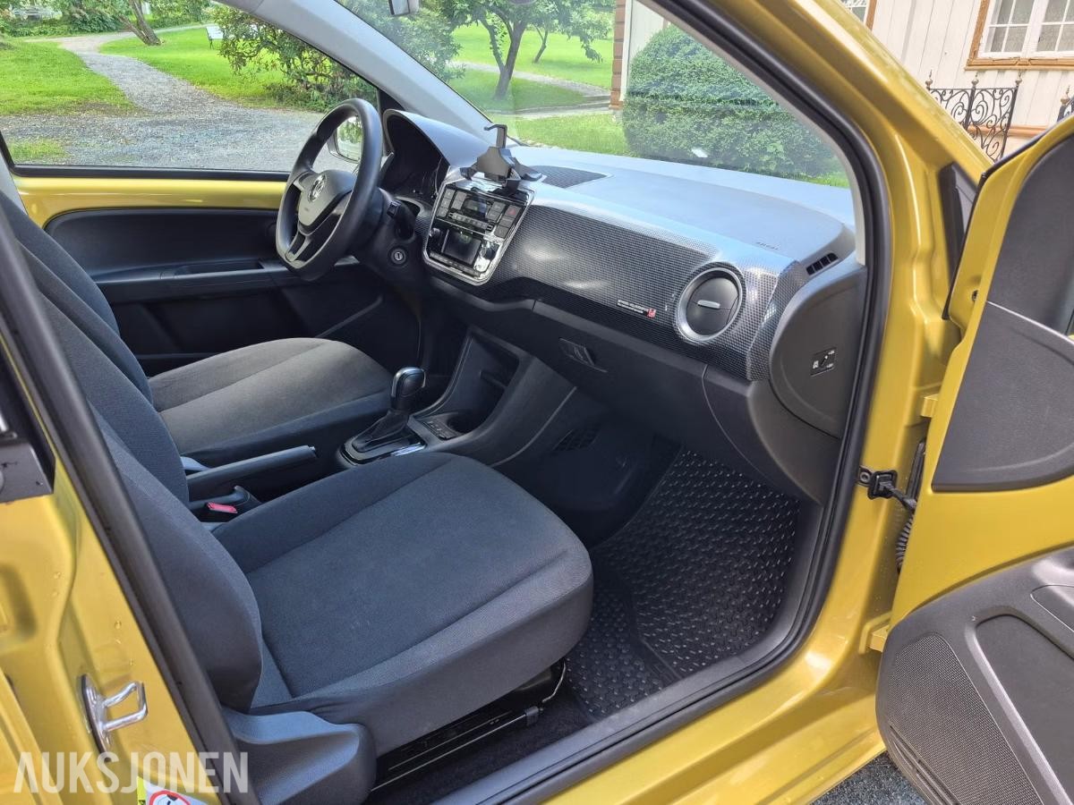 2019 Volkswagen E-up! 82hk, 32886km, S+V dekk