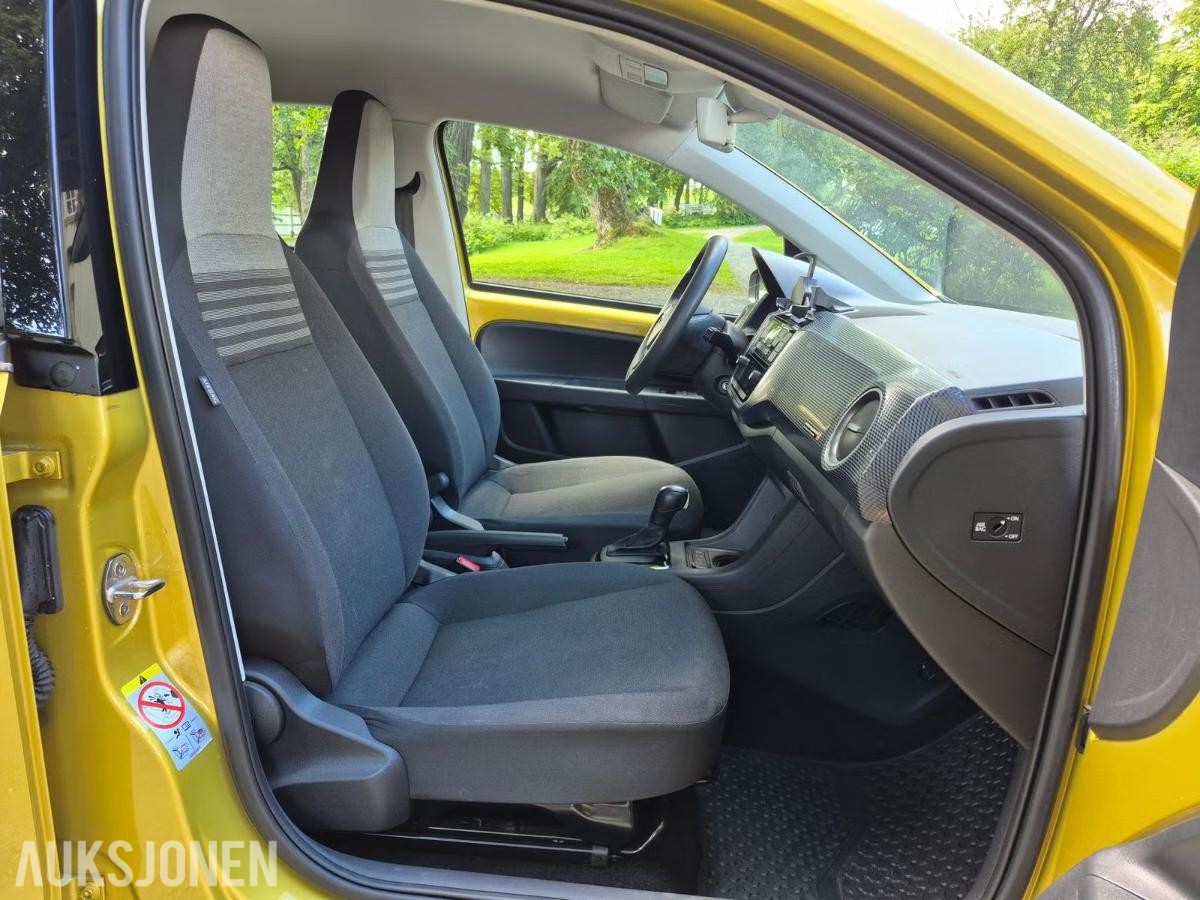 2019 Volkswagen E-up! 82hk, 32886km, S+V dekk