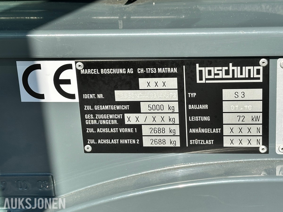 2010 Boschung S3 feie- og sugemaskin, Kun 1072 timer