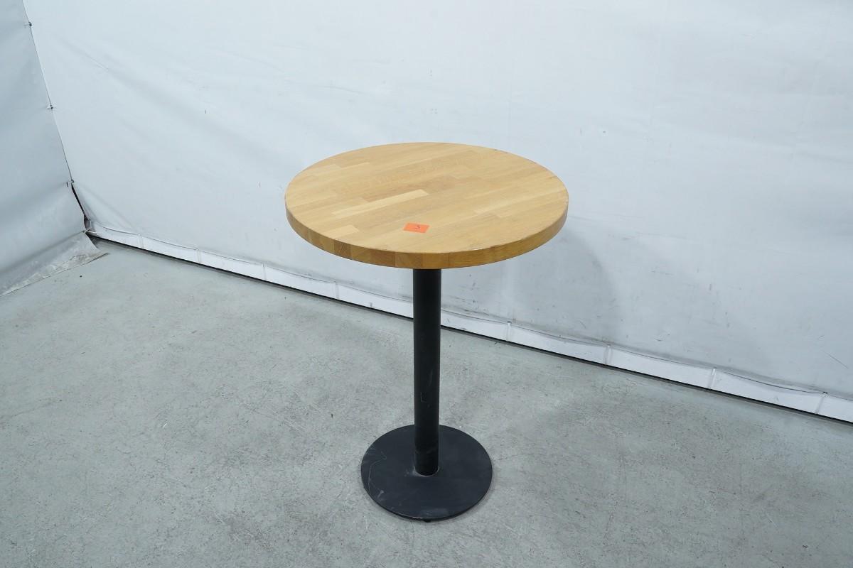 15 Artek barstoler design Ilmari Tapiovaara og 3 ståbord