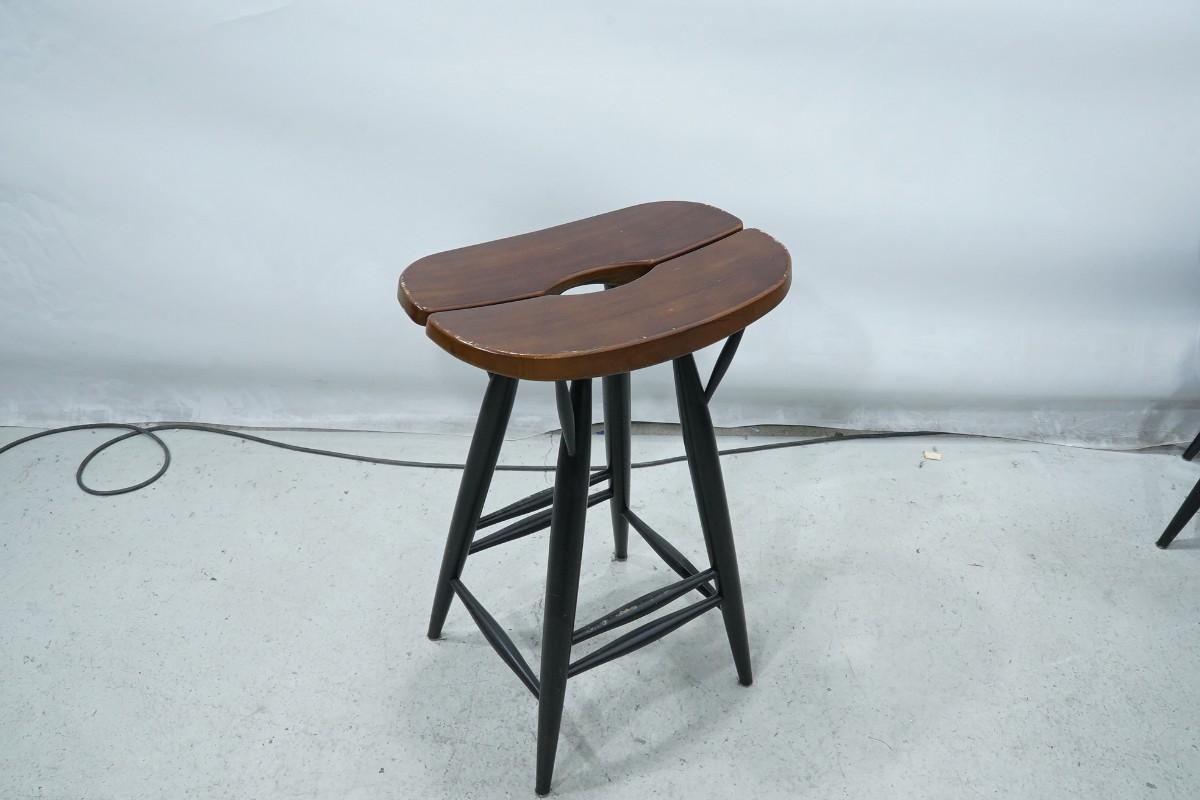 15 Artek barstoler design Ilmari Tapiovaara og 3 ståbord
