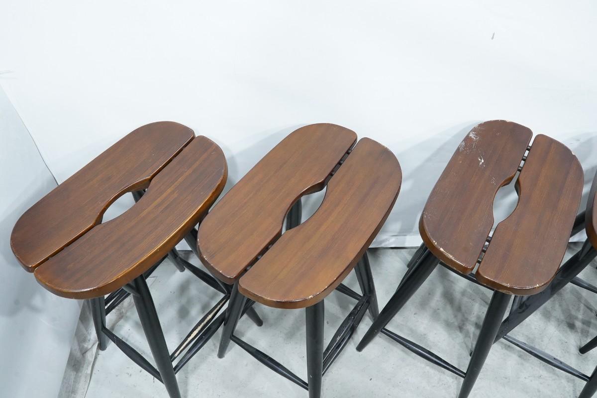 15 Artek barstoler design Ilmari Tapiovaara og 3 ståbord