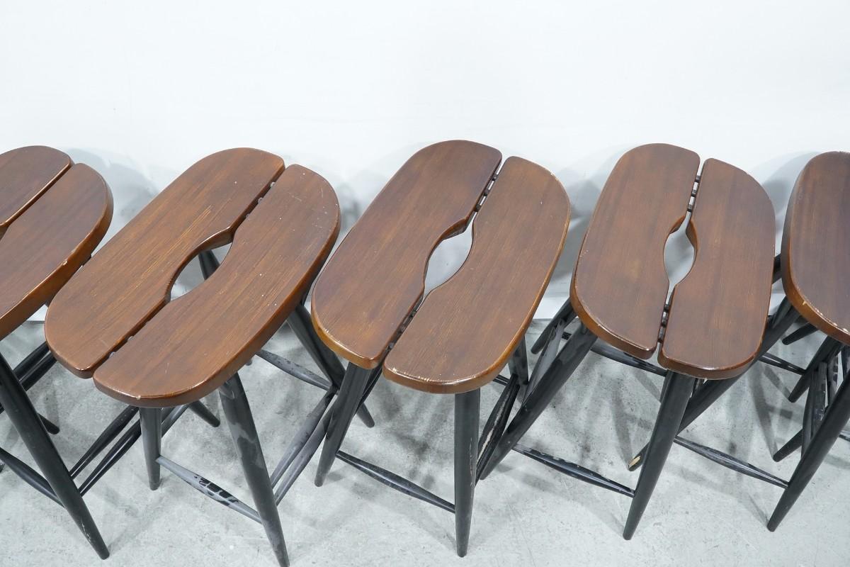 15 Artek barstoler design Ilmari Tapiovaara og 3 ståbord