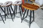 15 Artek barstoler design Ilmari Tapiovaara og 3 ståbord