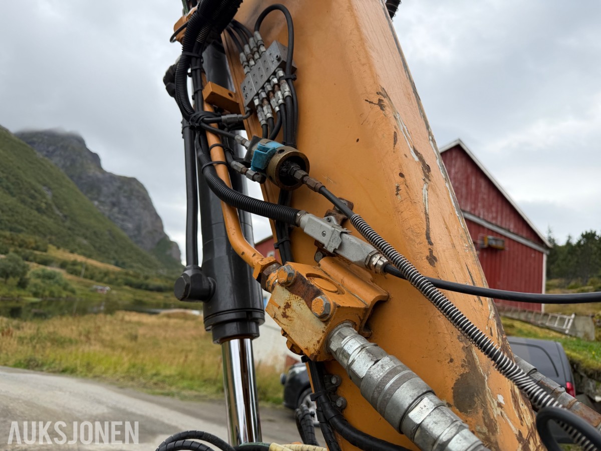 2016 Case CX80 C Beltegraver, 4072 t, Steelwrist X12, skjær og 2 skuffer