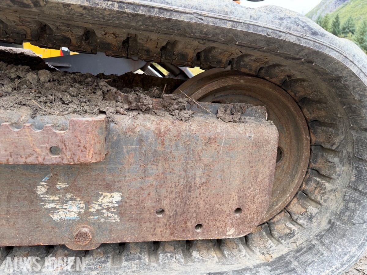 2016 Case CX80 C Beltegraver, 4072 t, Steelwrist X12, skjær og 2 skuffer