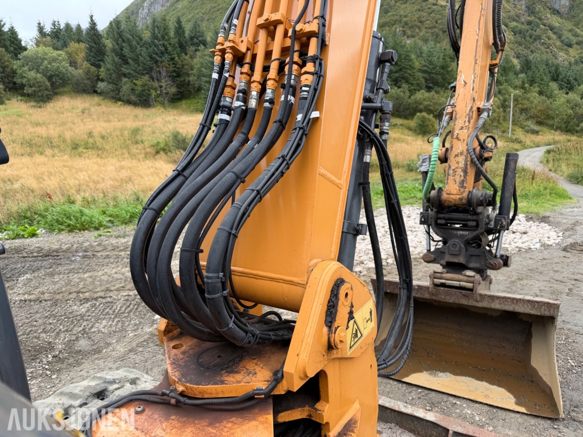 2016 Case CX80 C Beltegraver, 4072 t, Steelwrist X12, skjær og 2 skuffer