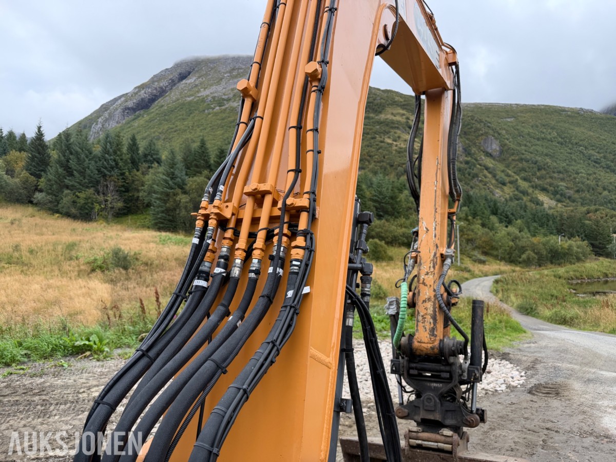2016 Case CX80 C Beltegraver, 4072 t, Steelwrist X12, skjær og 2 skuffer