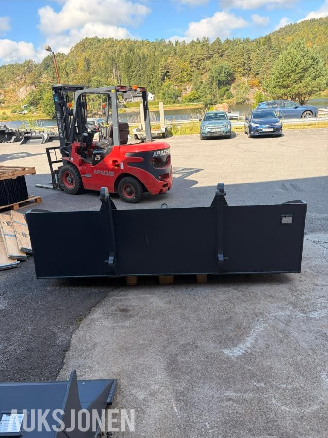 Kleven Planeringsskuffe 2000L (Store BM)