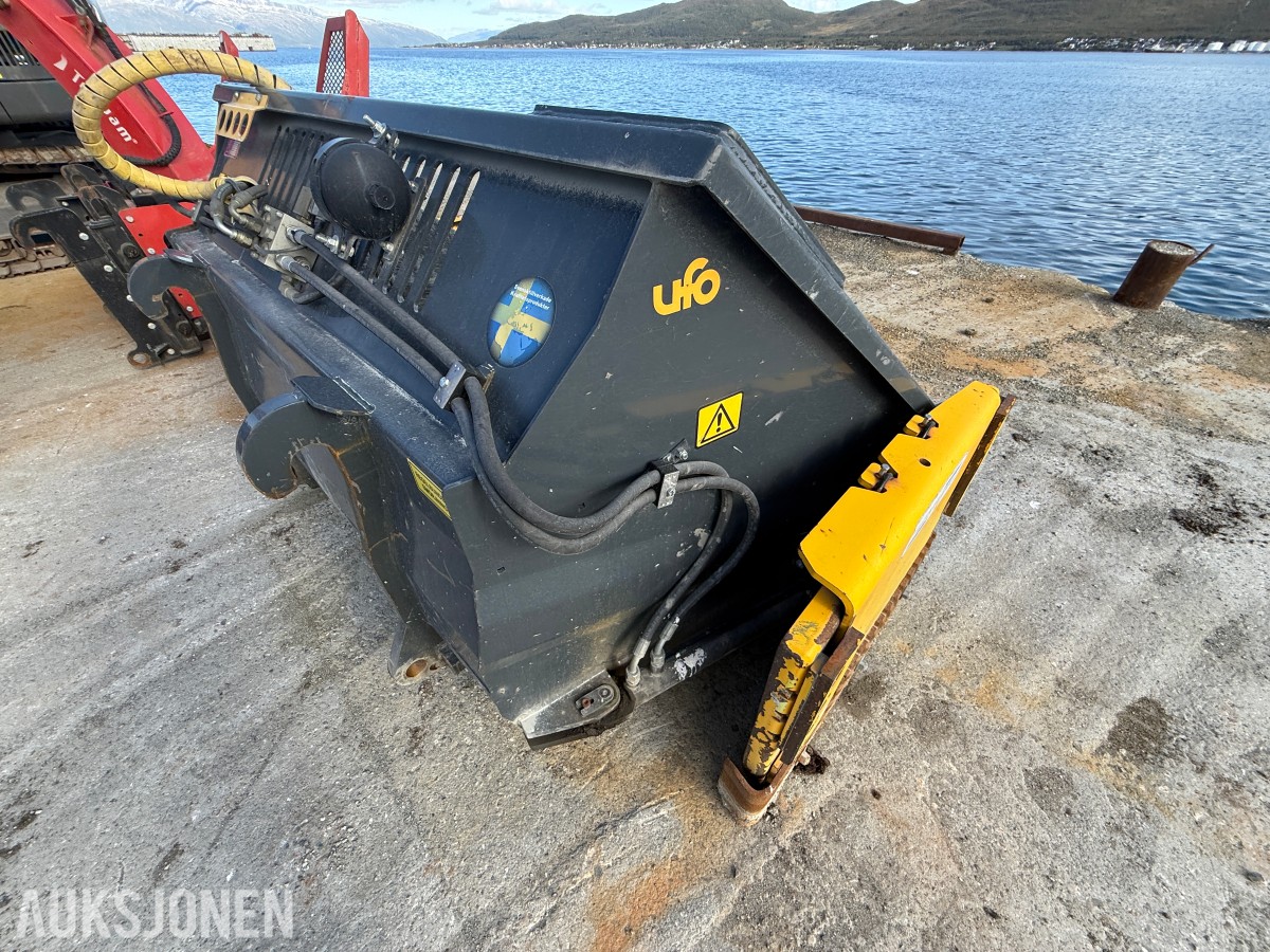 2016 UFO Klappvingeskuffe 2.5m3