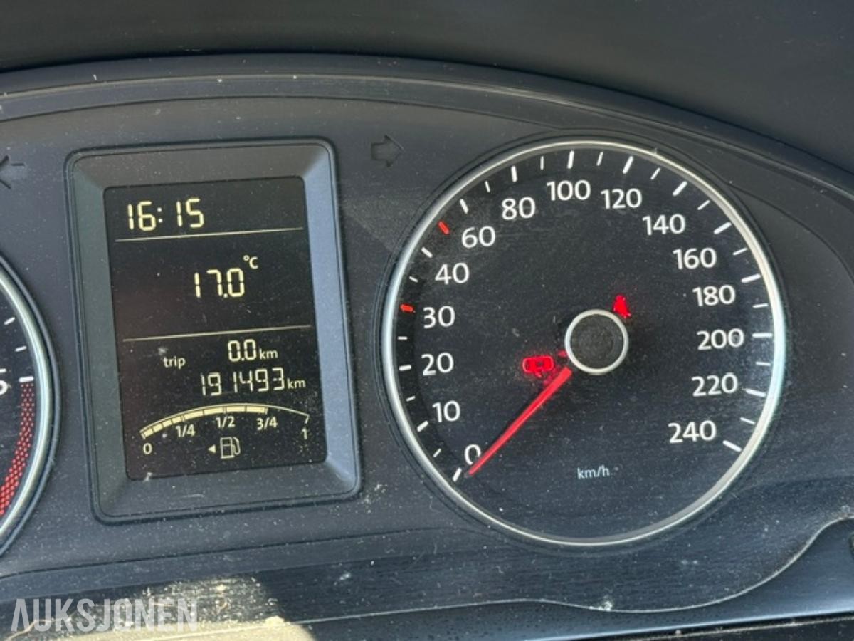 2013 Volkswagen Caravelle, TRANSPORTER/CARAVELLE PERSONBIL 5 SETER/LANG/ 2.0 TDI/WEBASTO/EU-GODKJENT/8xALUFELGER/, 191000km